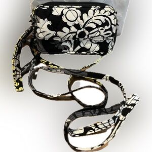 Vera Bradley Retired 2010 Baroque All In One Bag